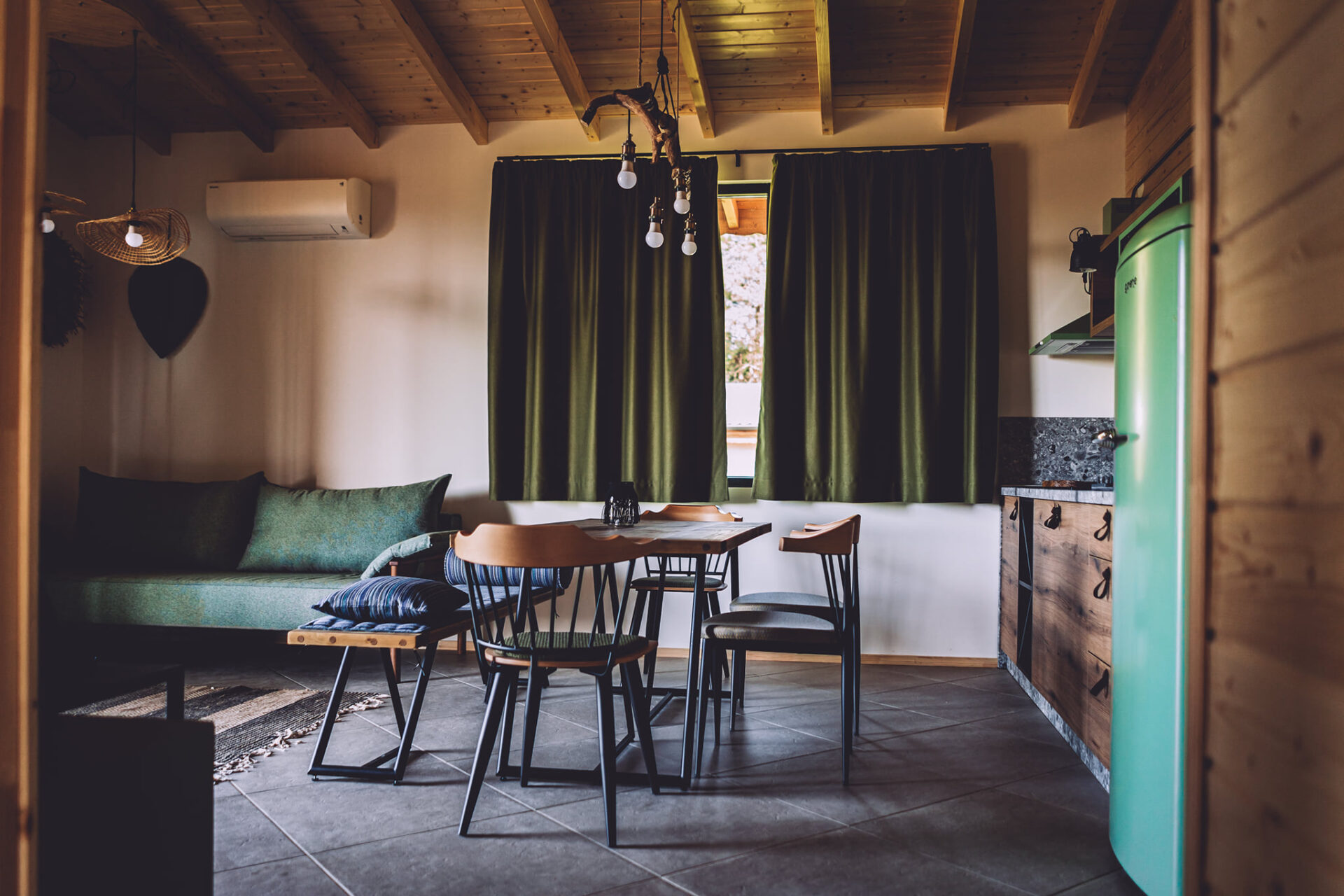 Бутиковите къщи Dakota Forest Retreat Батак
